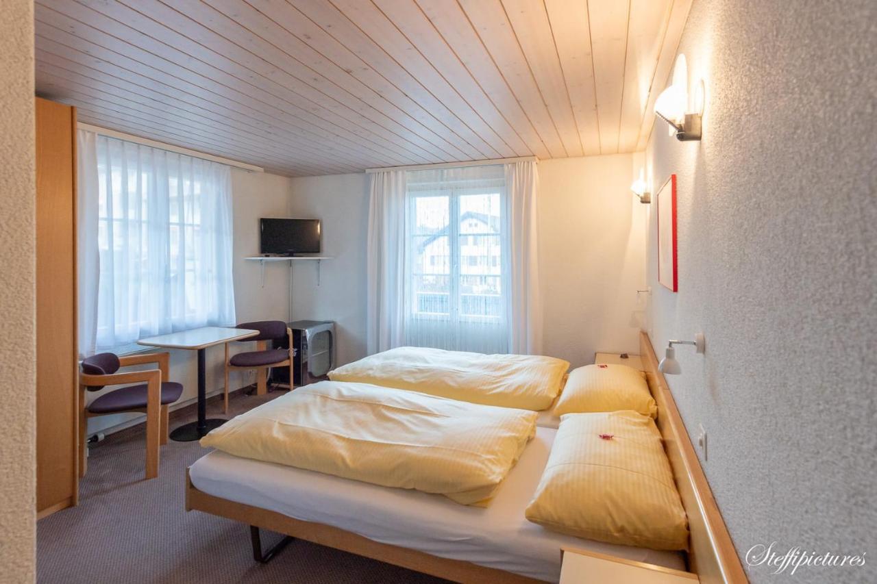 Hotel Krone Uetendorf Extérieur photo